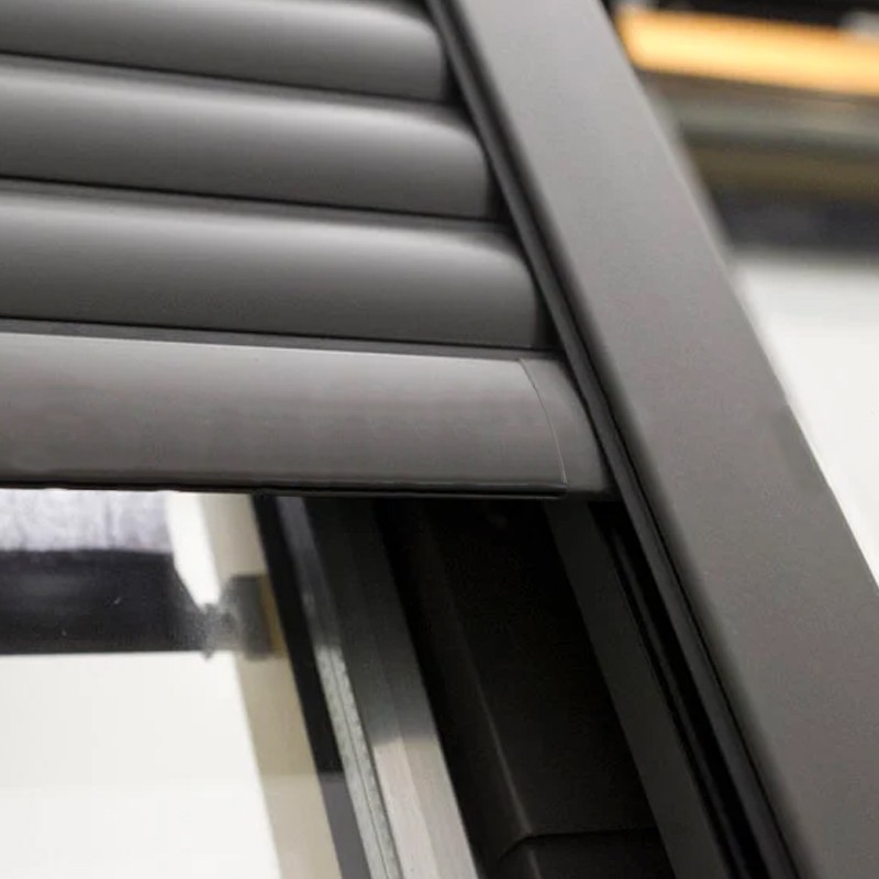Avvolgibile motorizzato Dakota per finestre DK 500V 550x780mm Dakota - 2 Avvolgibile motorizzato Dakota per finestre DK 500V 550x780mm Dakota - 2