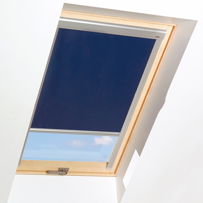 utilizzo tendina oscurante interna Blu su finestra da mansarda DK 500V utilizzo tendina oscurante interna Blu su finestra da mansarda DK 500V