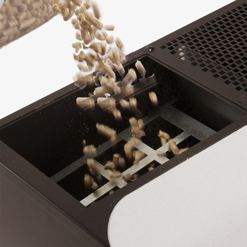 Stufa a pellet ermetica TermoVana Wave 8.0 Plus Bianca con piedini in legno, 7kW Termovana - 2 Stufa a pellet ermetica TermoVana Wave 8.0 Plus Bianca con piedini in legno, 7kW Termovana - 2