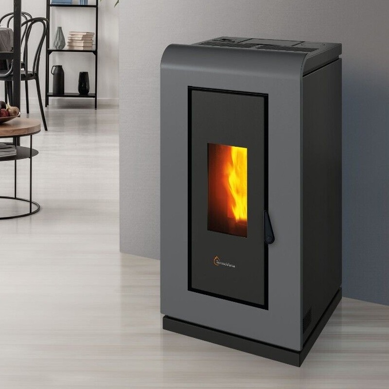 Stufa a pellet ermetica TermoVana King 14 Grafite Opaco canalizzabile, 12,6kW Stufa a pellet ermetica TermoVana King 14 Grafite Opaco canalizzabile, 12,6kW