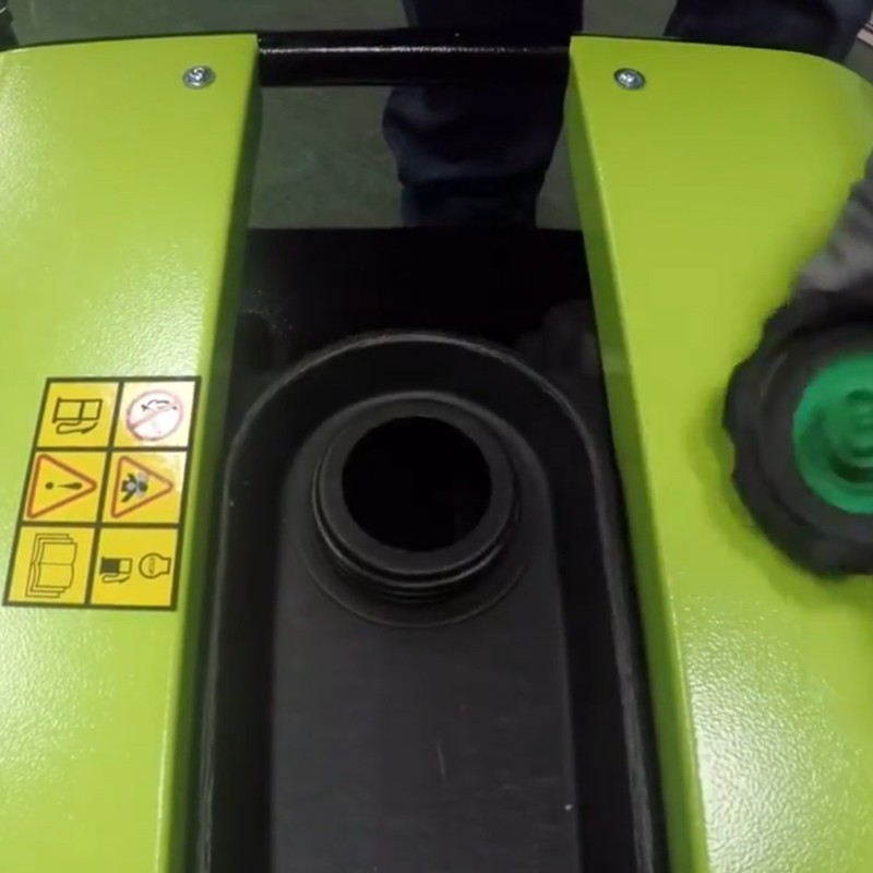Generatore di corrente a benzina Pramac ES8000 Trifase 6.6kW con regolatore automatico tensione Pramac - 2 Generatore di corrente a benzina Pramac ES8000 Trifase 6.6kW con regolatore automatico tensione Pramac - 2