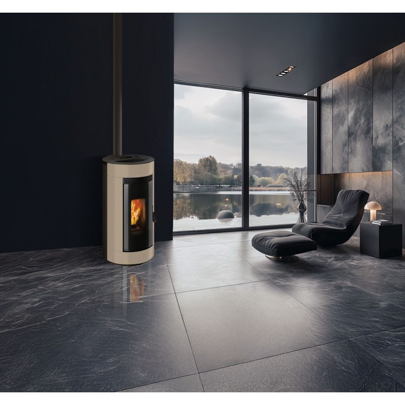 Stufa a pellet ermetica TermoVana Charly 9 UP Tortora Vintage con sarico superiore, 8,8kW -1