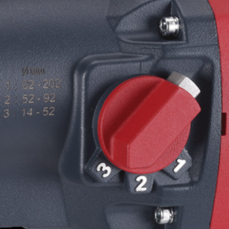 Carotatore a umido AGP DM8P foratura fino a 202mm su cemento armato, 2500W AGP - 2 Carotatore a umido AGP DM8P foratura fino a 202mm su cemento armato, 2500W AGP - 2